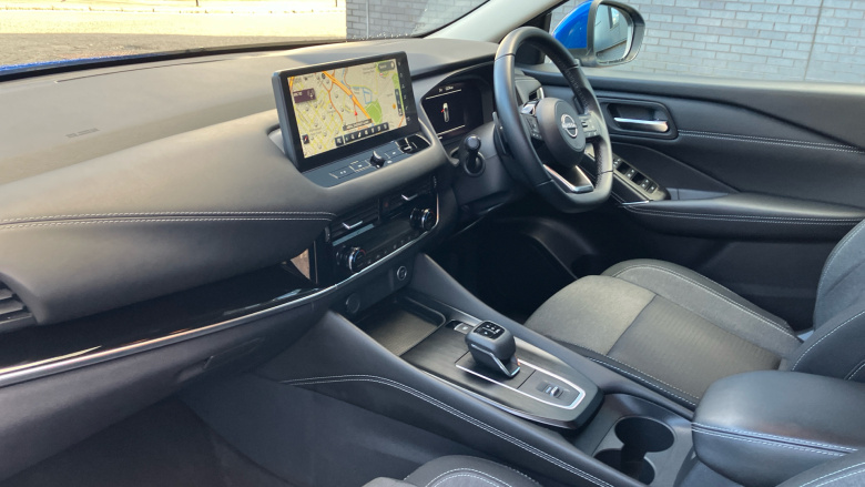 Nissan Qashqai 1.3 DiG-T MH 158 N-Connecta 5dr Xtronic Petrol Hatchback